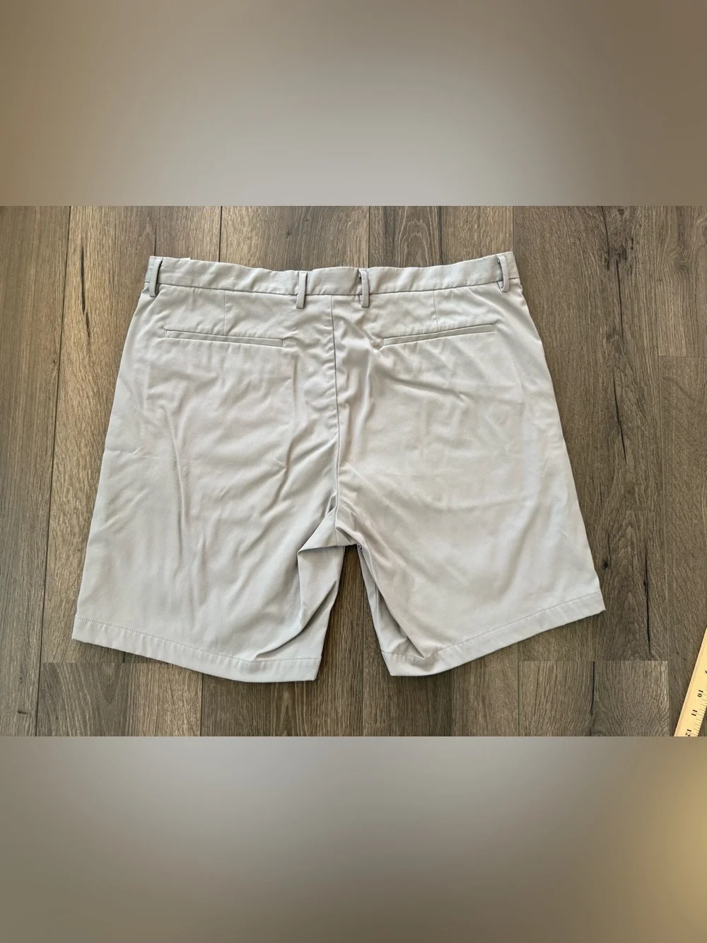 Theory men’s shorts